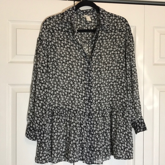 H&M Tops - H&M tunic small